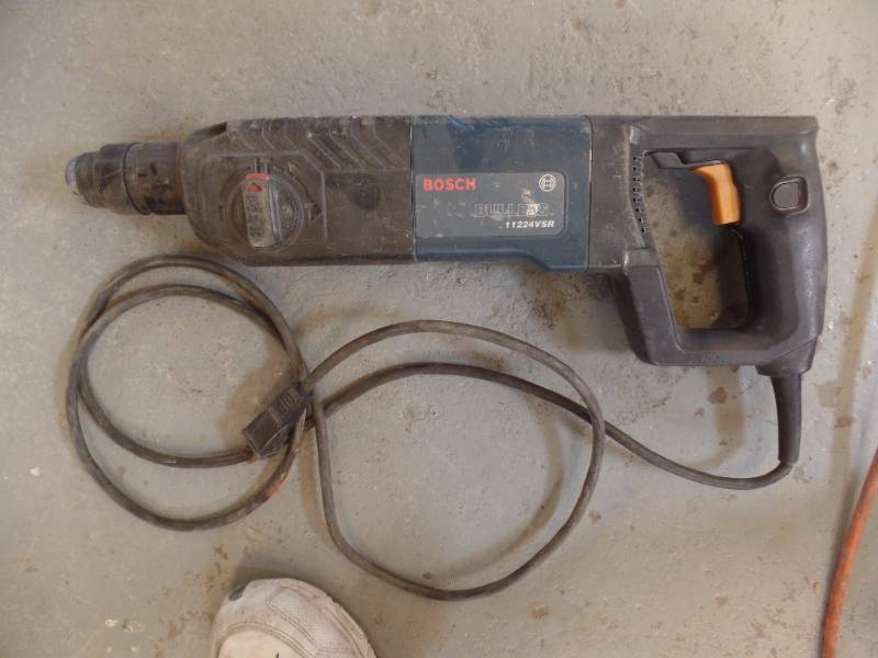 CORDED ROTARY HAMMER