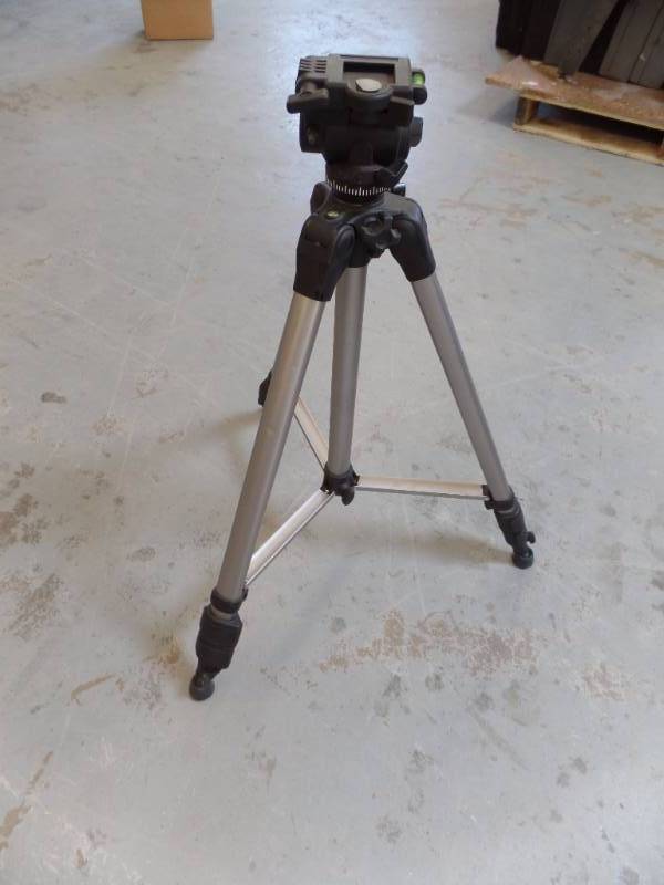 TRIPOD