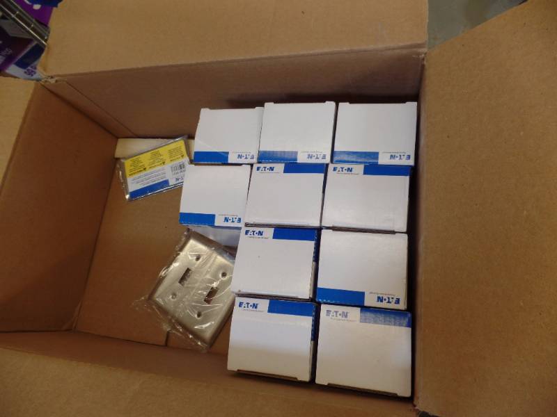 STAINLESS STEEL WALLPLATES