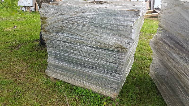 Pallet Lot of (20) Pallet Rack Grates