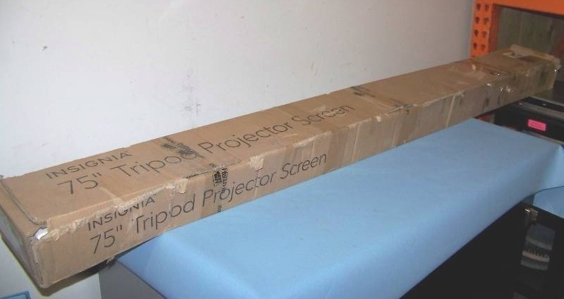 lot 29 image: Insignia, 75, Tri-Pod, Manual, Movie  Projection Screen