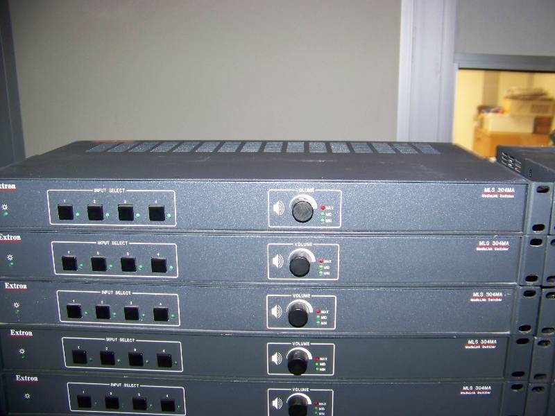 lot 66 image: (14) Extron Electronics, MediaLink Switchers