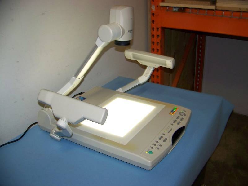 lot 115 image: Samsung, Digital Video Presenter  Document Camera with Remote Control and Mouse Control in Original Box