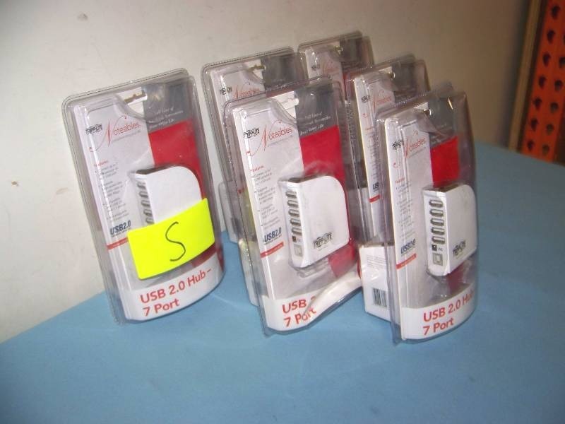 lot 78 image: (6) Tripp-Lite, Noteables, USB 2.0 HUB with 7 Ports - NEW in Original Packaging