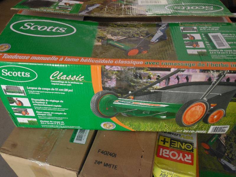 Scotts 20 in. Reel Mower with Grass Catcher