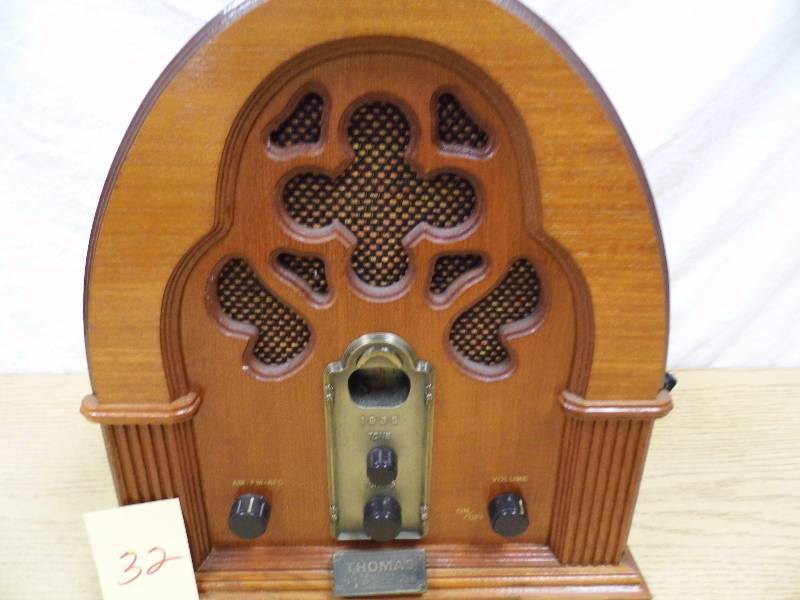 Thomas Radio