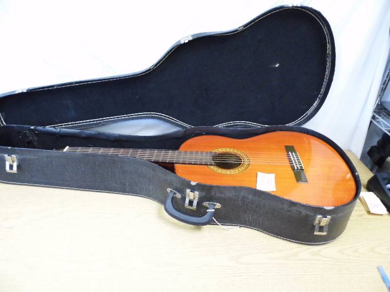 Yamaha Guitar