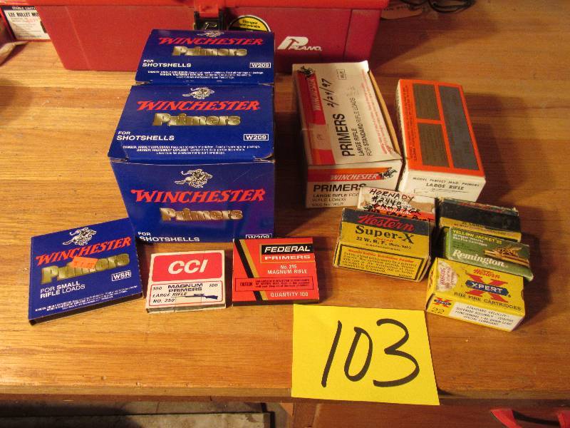 lot 103 image: lot of 22 Shells and full and partial boxes of Winchester Primers for shotgun shells