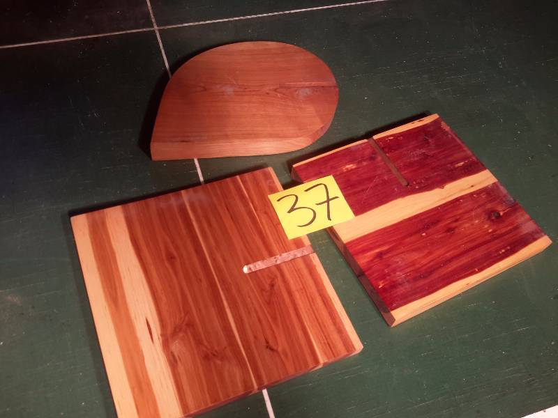 lot 37 image: 3 Red Cedar Cribbage boards