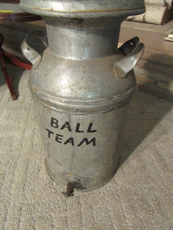 lot 152 image: Steel milk can with spigot