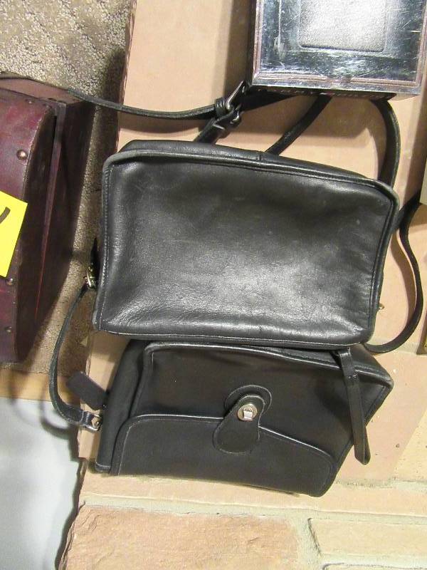 lot 153 image: Purses, wallet,  storage case, wolf book, small picture frames