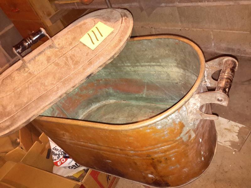 lot 111 image: Copper Boiler Tub