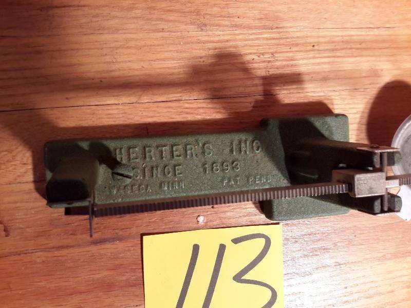lot 113 image: Herters Inc. PowererBullet Scale
