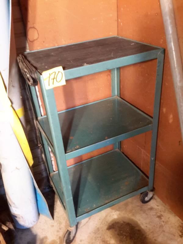 lot 170 image: Audio Visual type of cart.. Good shape