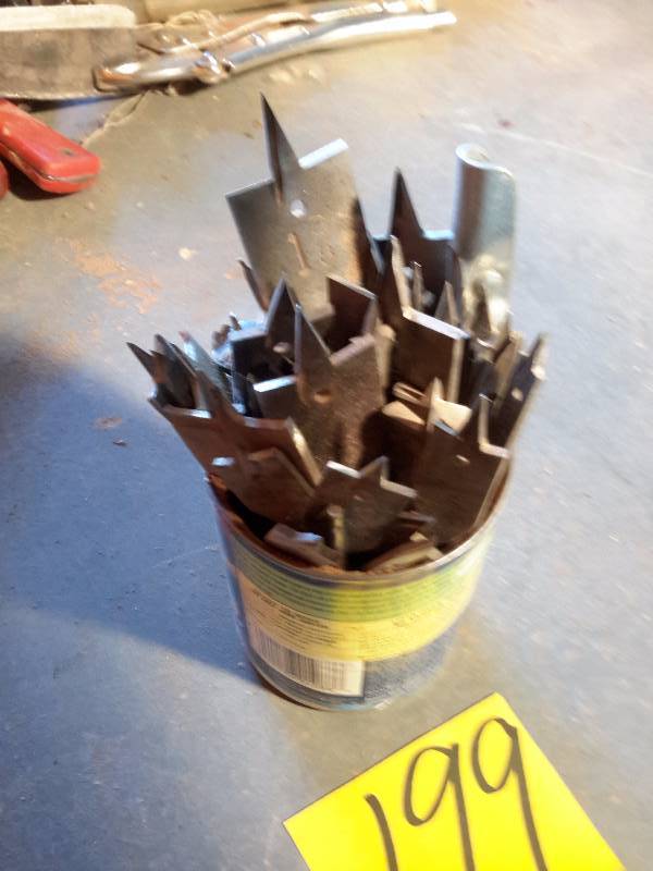 lot 199 image: Lot of spade drill bits