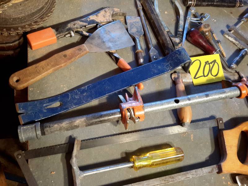 lot 200 image: Misc. tools as pictured