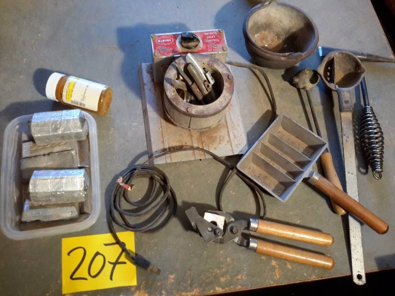 lot 207 image: Misc. Drill bit sets and other tools as pictured