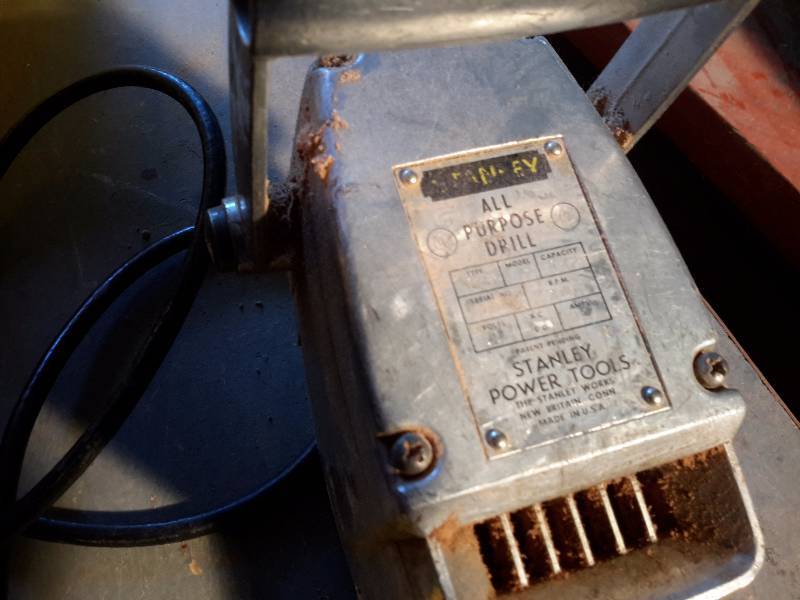 lot 260 image: Stanley All Purpose Drill.. Skill Saw, Drill Master Palm Sander