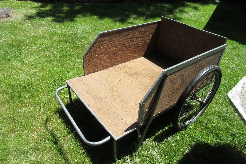 lot 281 image: Nice Yard Cart with Bicycle type wheels  EXCELLENT SHAPE