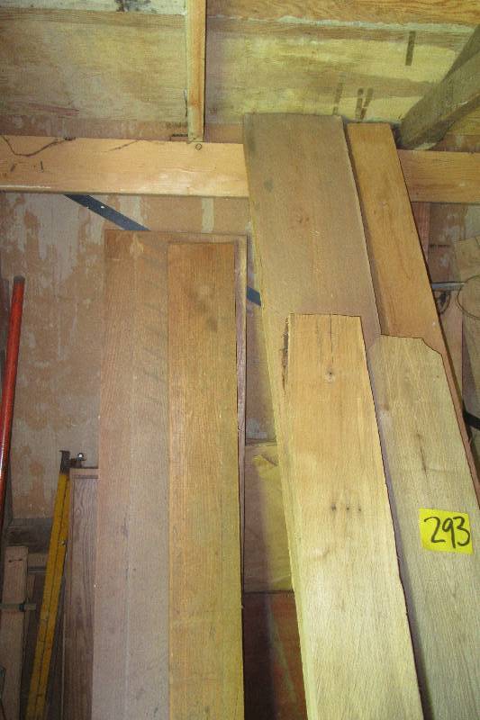 lot 293 image: Lot of Rough  Cut Oak Wood.. Some 1 in thick, some 2 - 3 in thick.. All approx  6 - 7 ft long.. Please inspect