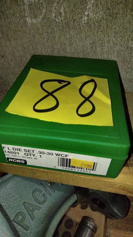 lot 88 image: Dies 222 Remington 3030  223 Remington