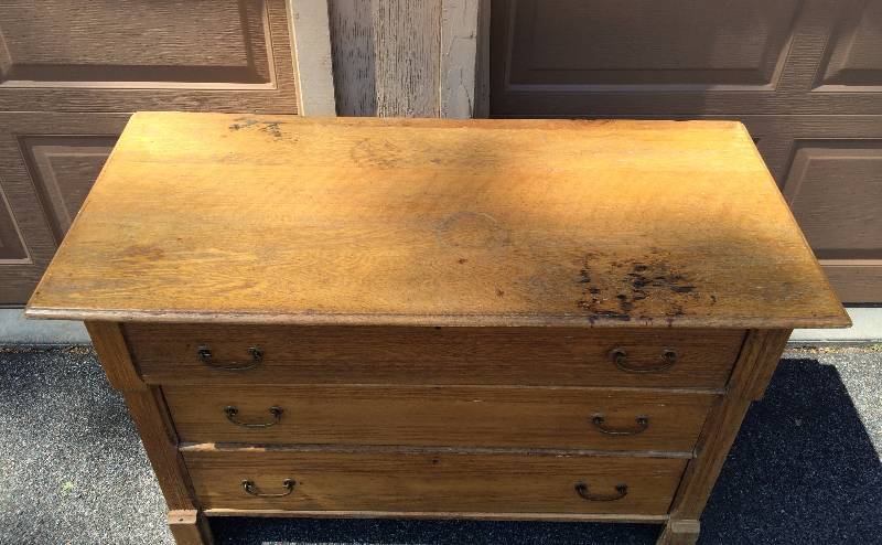 lot 2 image: This Is One Of Beverlys Antique Heirloom Dressers...It Has Been In Her Family Way Over 100 Years...Just Look At The Gorgeous Original Pulls On This Fantasticly Crafted Piece