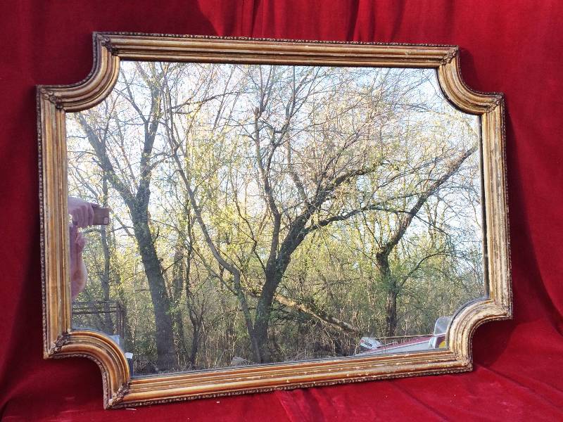 lot 65 image: EXQUISITE VERY LARGE 38x28 1930S MIRROR THE FRAMES WERE CUSTOM MADE IN ITALY FOR THE EDINA ESTATE OWNER - THIS IS AN EXTREMELY HEAVY MIRROR - MORE HISTORY CAN BE SHARED WITH THE PERSON WHO PURCHASE IT