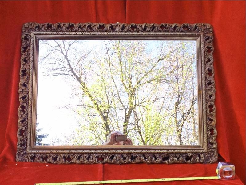 lot 64 image: EXQUISITE VERY LARGE 42x30 1930S MIRROR THE FRAMES WERE CUSTOM MADE IN ITALY FOR THE EDINA ESTATE OWNER - THIS IS AN EXTREMELY HEAVY MIRROR - MORE HISTORY CAN BE SHARED WITH THE PERSON WHO PURCHASE IT