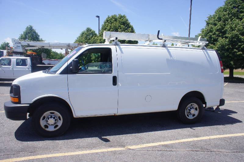 chevy express ladder rack