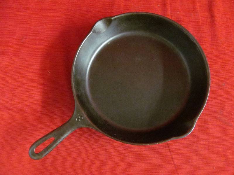 10 12 Cast Iron Pan
