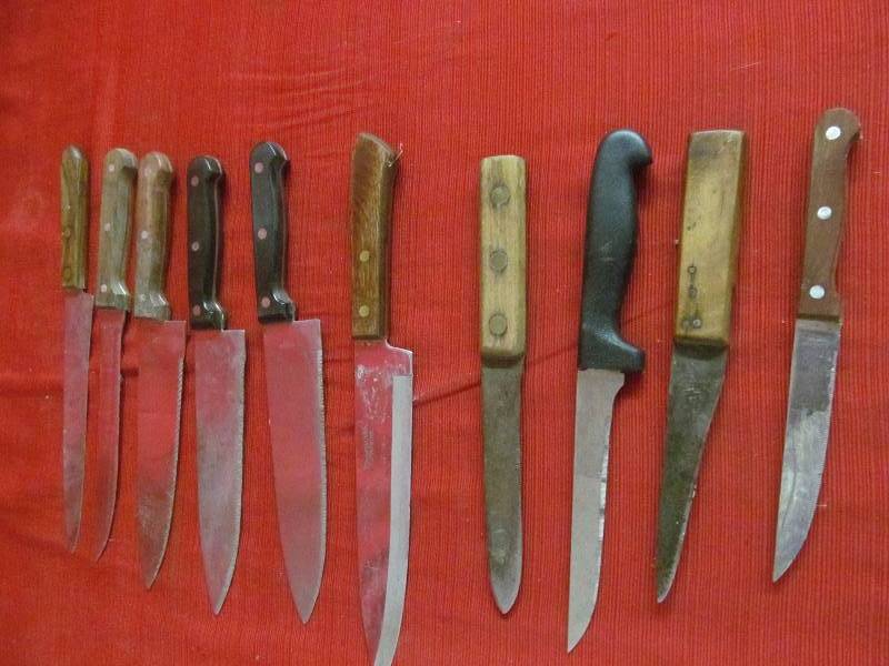 knives