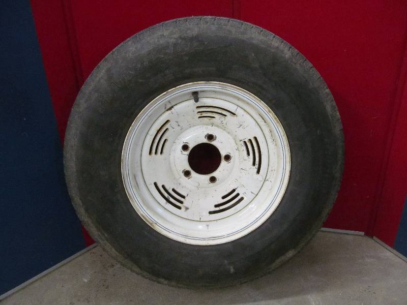 trailer tire