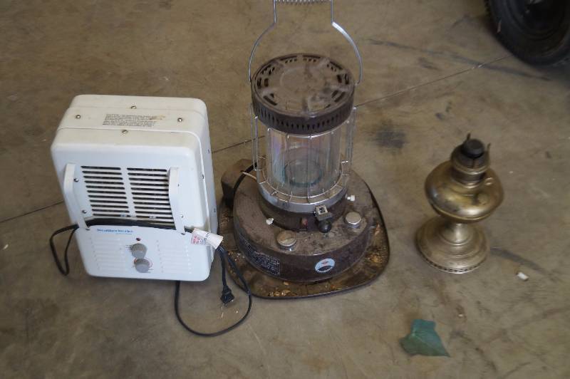 lot 20 image: Heaters