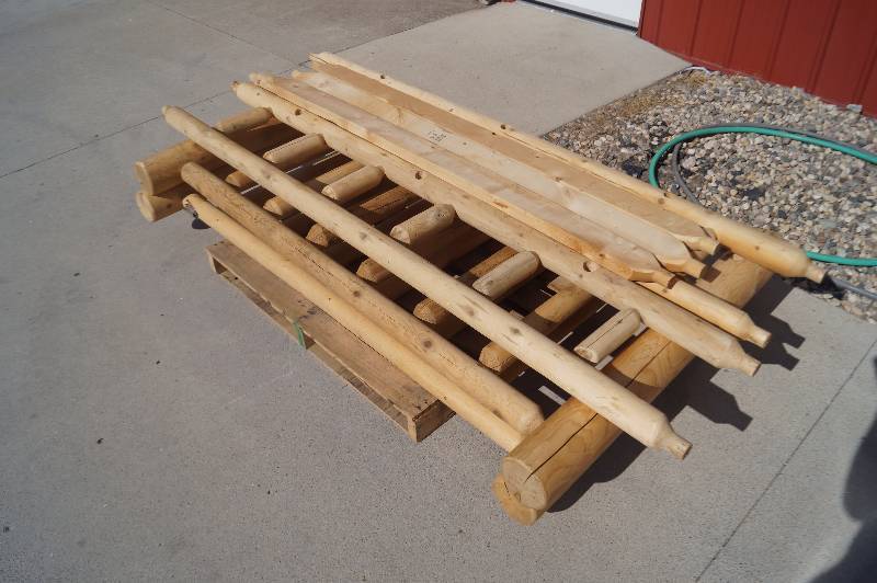 lot 28 image: Rustic Queen Size Bed Set