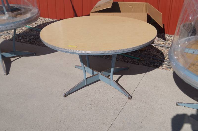 lot 29 image: Round School Table