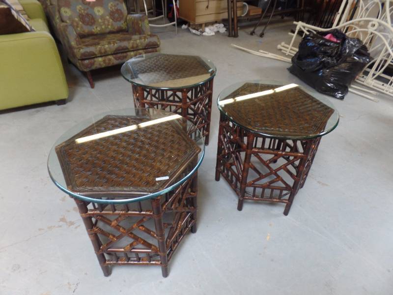 WICKER AND RATTAN ACCENT TABLES