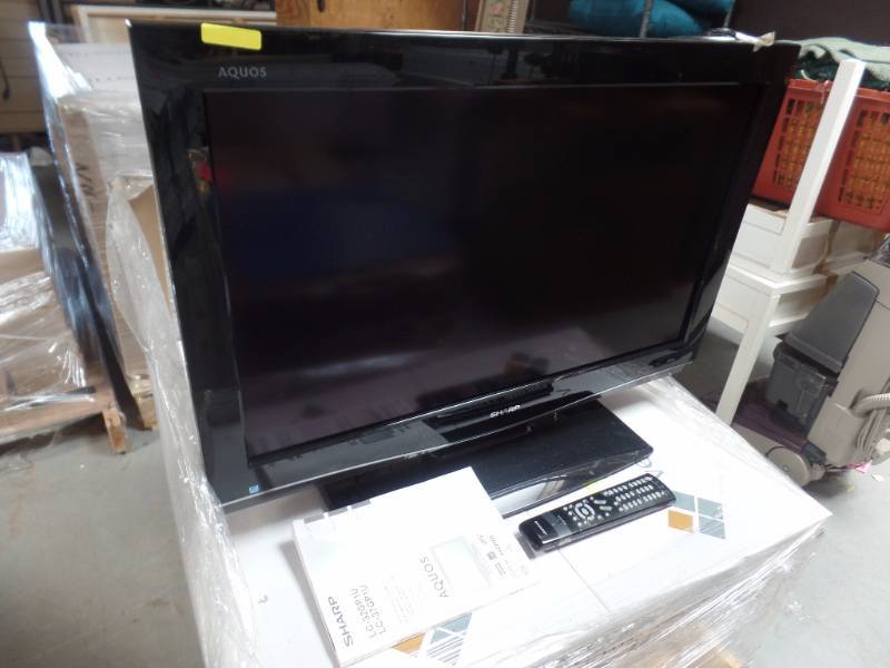 FLAT SCREEN TV