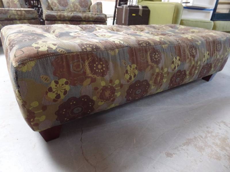CUSTOM BENCH