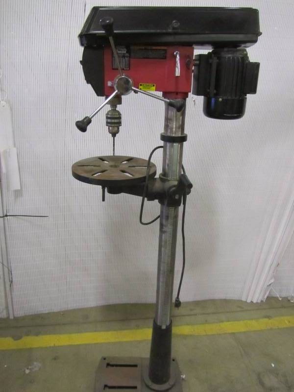 lot 20 image: Tool shop 13 - 16 speed drill press
