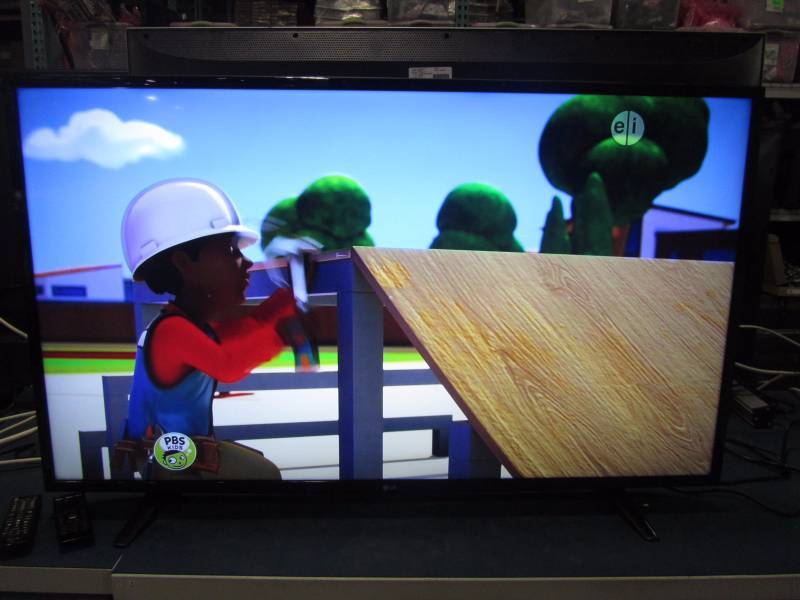 lot 47 image: LG 49UH6090 Series 49 4K UHD Smart LED TV