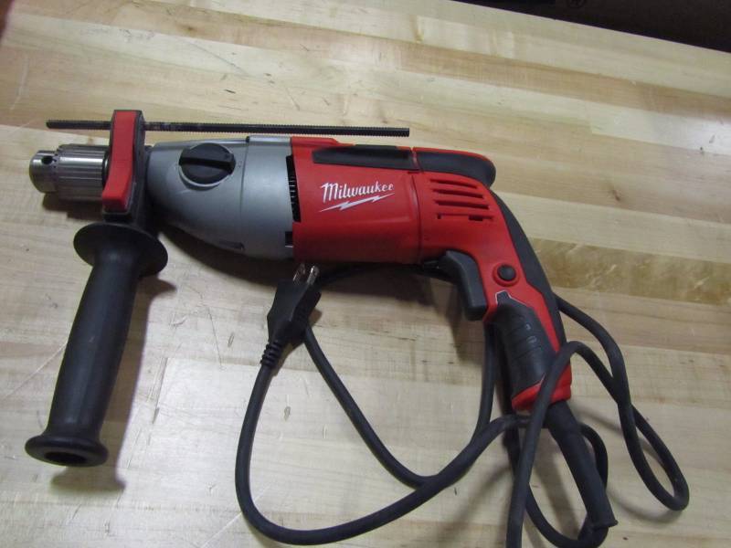 lot 56 image: Milwaukee 12 in. Heavy-Duty Hammer Drill
