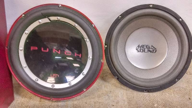 lot 83 image: For Parts Rockford Fosgate, Mega Sound, Volfenhag (ID 1001367-2)
