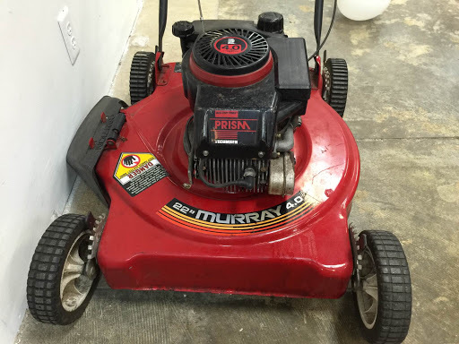 lot 131 image: 22 MURRAY Walk Behind Lawnmower, Gas - For Parts Does Not Start