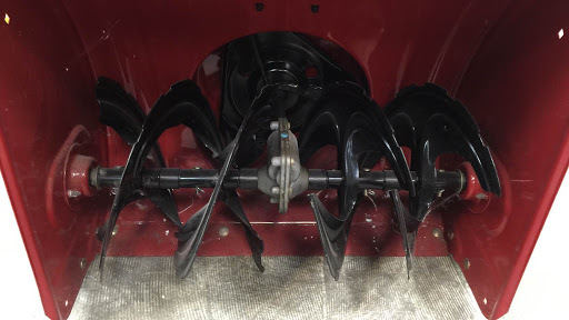 lot 151 image: Craftsman Snowblower  Snowplow - 24 Thrower