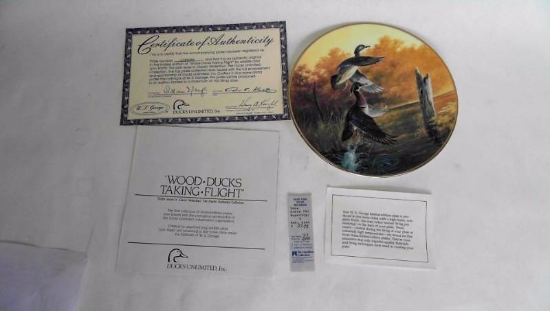 lot 4 image: Lot of 3 - Ducks Unlimited Waterfowl  Duck Collectible Plates