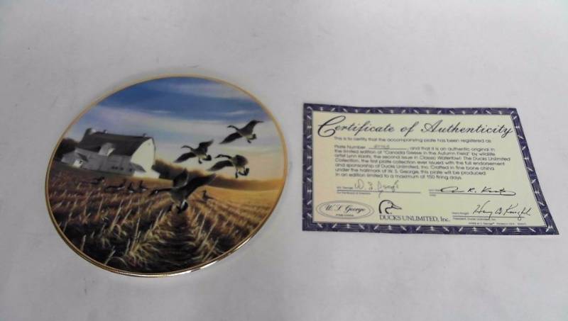 lot 5 image: Lot of 3 - Ducks Unlimited Waterfowl  Duck  Geese Collectible Plates