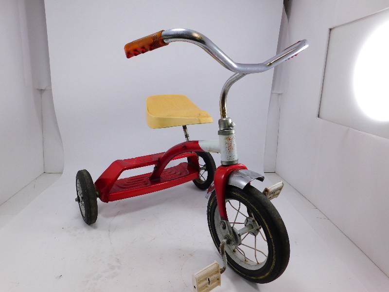 lot 56 image: Tricycle
