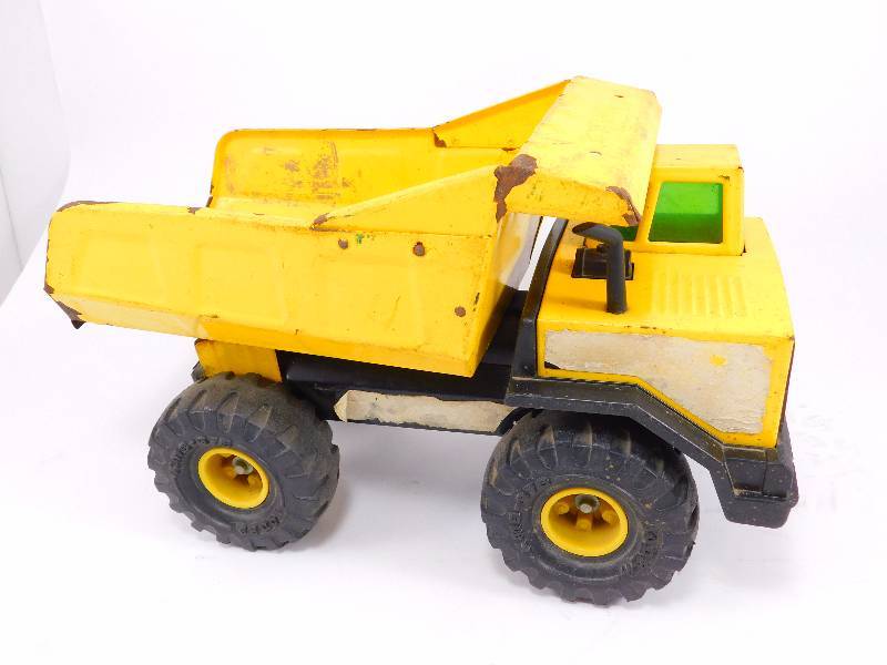 lot 18 image: Tonka Truck