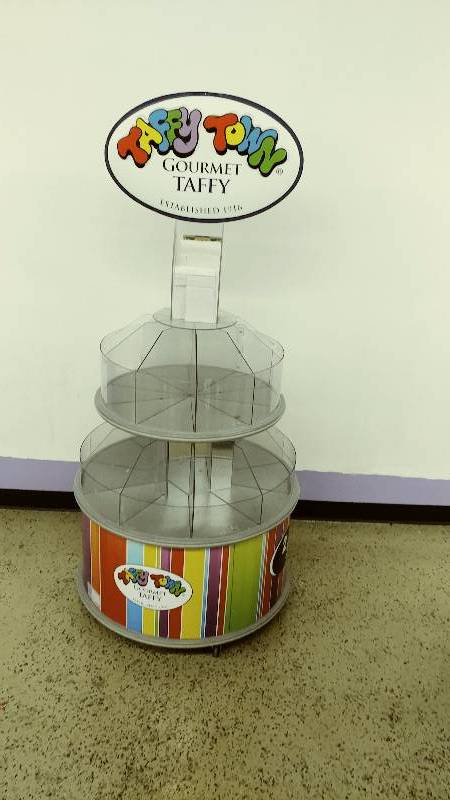 lot 24 image: Taffy Town Candy Display