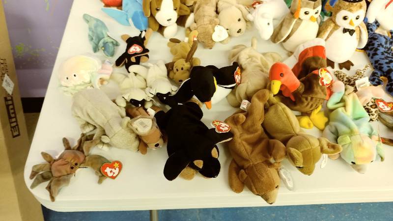 lot 38 image: HUGE lot of Beanie Babies and other Stuffed Animals